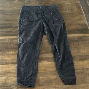 Athleta Women’s Trekkie Joggers